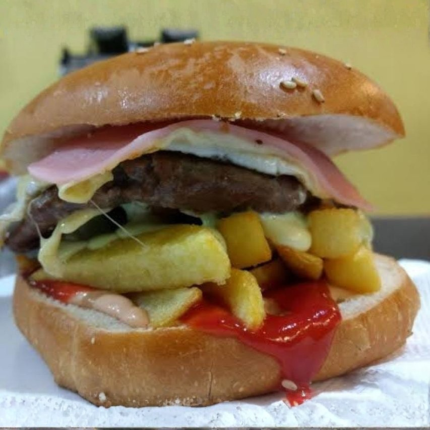 HAMBURGUESA ROYAL